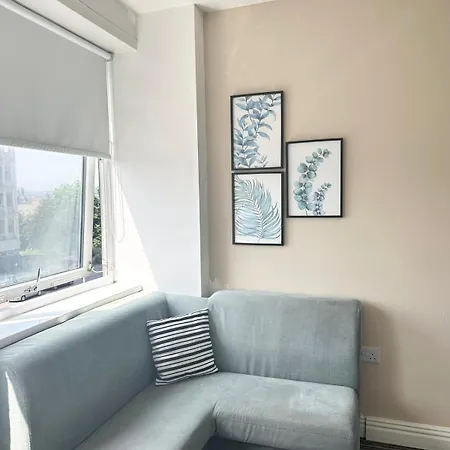 Studio For 2 Apartment *